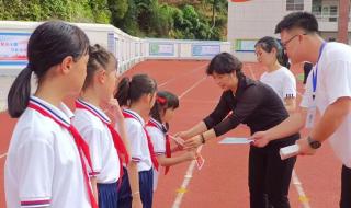 第三套小学生广播体操《七彩阳光》真变态 小学广播体操